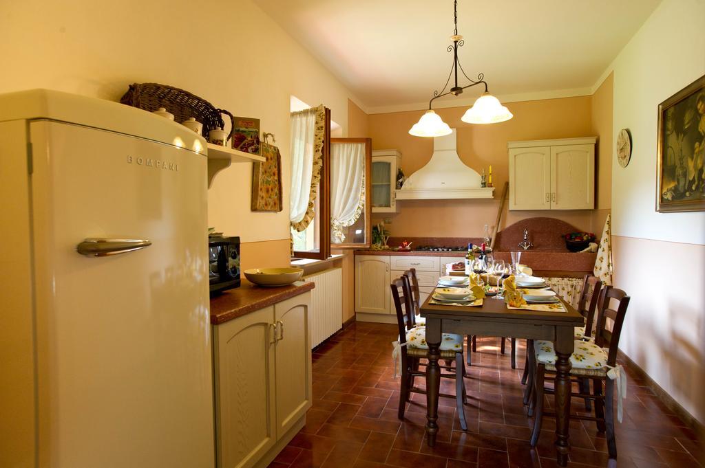 Agriturismo Podere Poggio Ai Cieli San Gimignano Zimmer foto