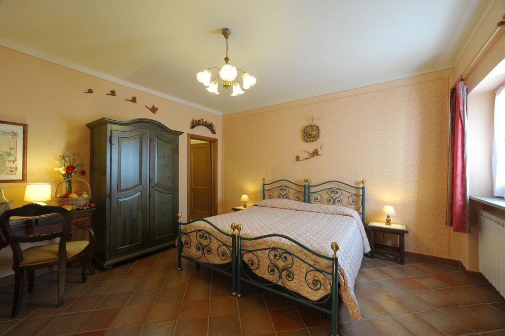 Agriturismo Podere Poggio Ai Cieli San Gimignano Zimmer foto